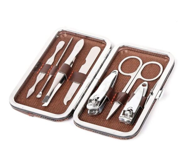 PEDICURE & MANICURE TOOLS KIT FOR WOMEN (7IN1)...