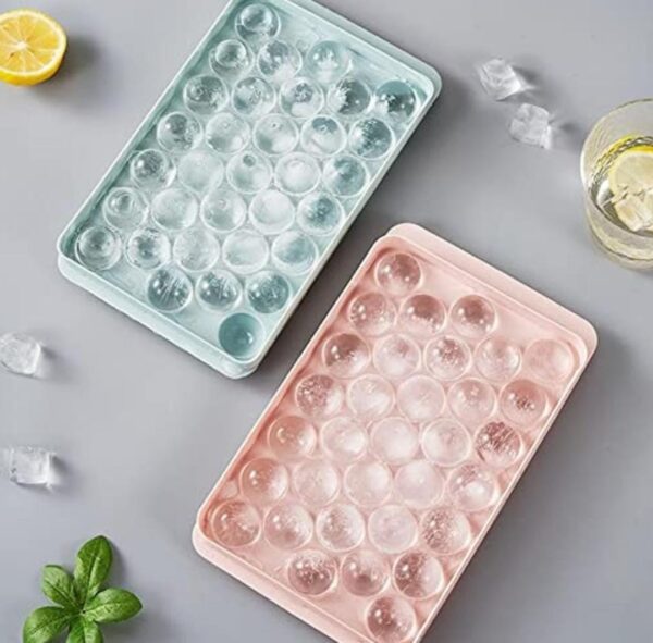 Mini Round Ice Plastic Tray Molds Ice Tray(Pack of 01)....